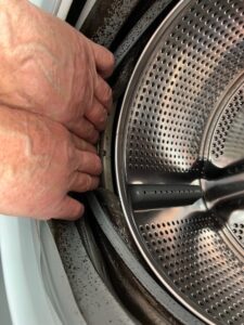 pulling the door seal off of a beko washing machine